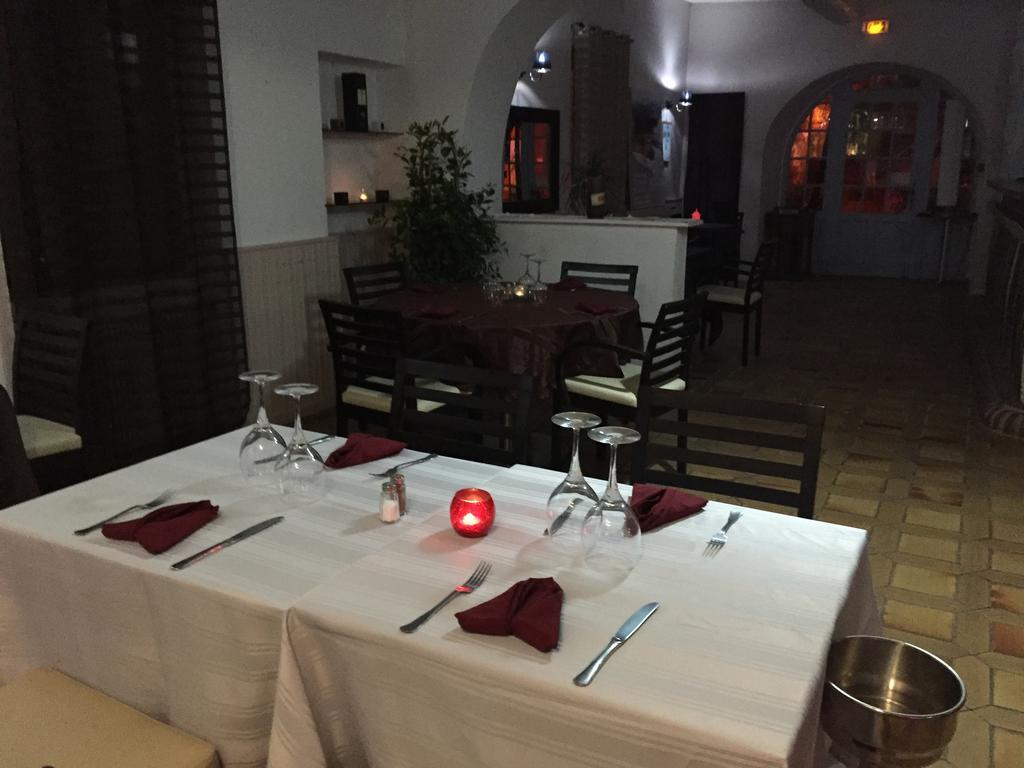 Hotel Aurelia Les Arcs-sur-Argens Экстерьер фото
